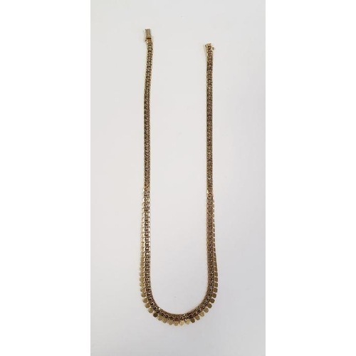 506 - 9k gold necklace, pierced with graduated filigree edges, 14.8g approx.