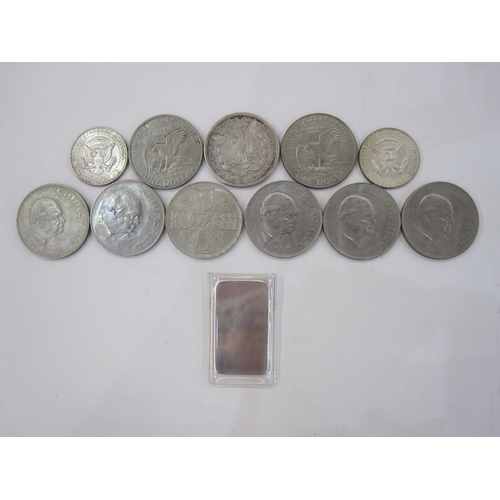 218 - 1921 US dollar, 2 x 1972 dollar, 1964 and 1965 half dollars, 6 British commemorative crowns, quantit... 