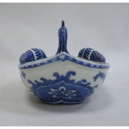 107 - Underglaze blue decorated Asian dish in the form of a rooster, 21cm wide