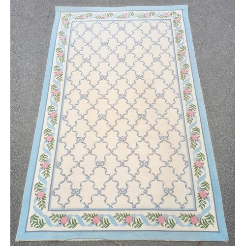 1096 - Three modern rugs, cream ground with blue ribbon trellis decoration, various sizes