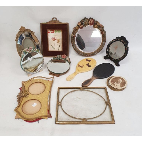 139 - Barbola mirrors, small gilt framed oval mirror, picture frames and similar items (1 box)