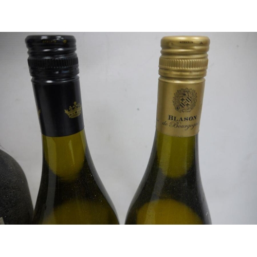 235 - One bottle Ifrati Lugana 2001, one bottle Chablis 2014, one bottle Castillo De Maluenda Old Vines Oa... 