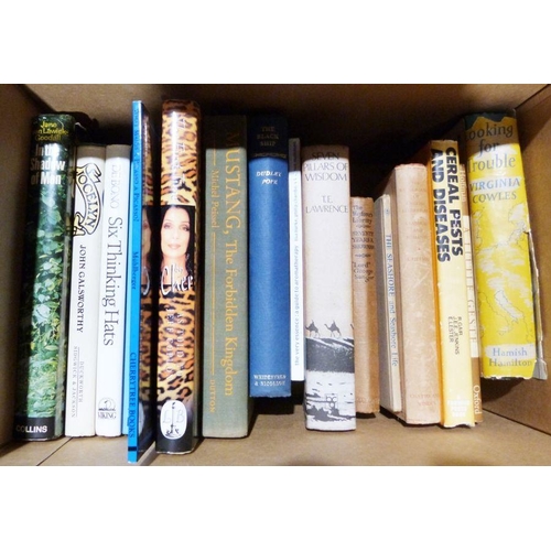 1004 - Quantity of volumes to include fishing, gardening, history, collecting, biographies, art etc. (5 box... 