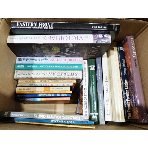 1007 - Quantity of volumes on Art, collecting, history, poetry, militaria, etc. (5 boxes)