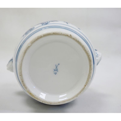 3 - Meissen ice pail, the white ground with blue floral decoration, the handles formed as conch shells, ... 