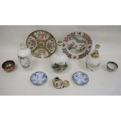 93 - Chinese famille rose plate, a further Chinese plate, assorted modern Chinese bottles, etc