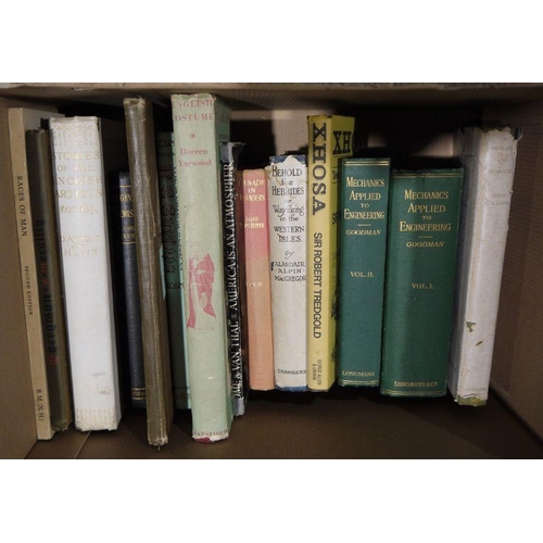 1000 - Assorted volumes to include Winston Churchill, militaria, travel, poetry (6 boxes)