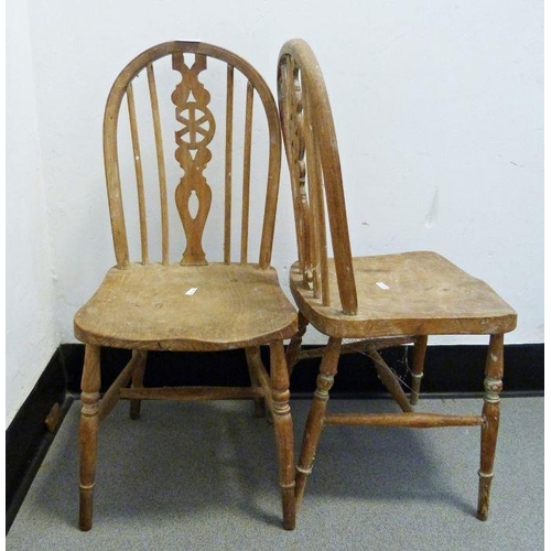 1128 - Pair of elm-seated wheelback child's chairs (2)