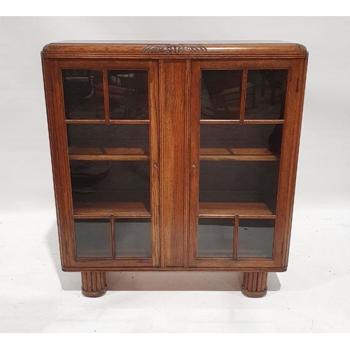 1215 - Early 20th century oak bookcase with glazed doors