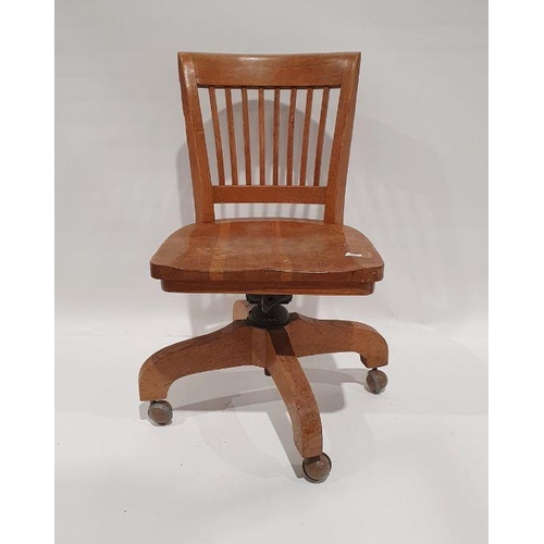 1291 - Early 20th century oak office swivel chair