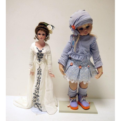 317 - Exclusively Yours Heroine of the Titanic collectors doll and a Jan McLean 'Katye' collectors doll (2... 