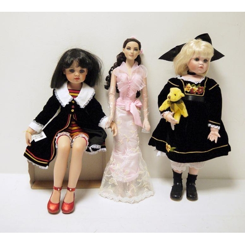 320 - Jan McLean designs collectors doll 'Amelia', another Jan McLean doll and a Tonner American models do... 