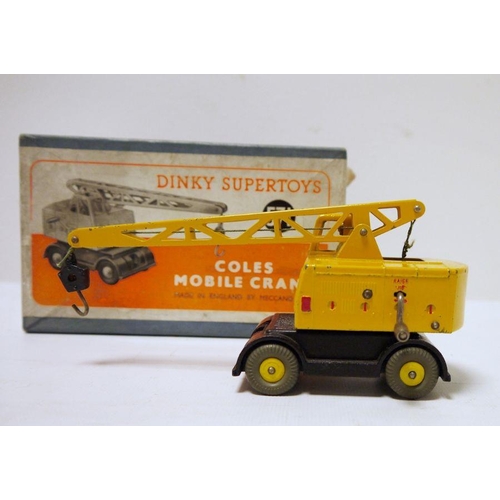 346 - Dinky Supertoys, diecast model No. 571 Coles mobile crane in box