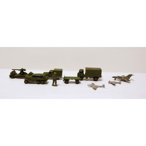 356 - Quantity of loose diecast military Dinky toys to include 641 Army 1 Ton Cargo Truck, 623 Army Wagon,... 