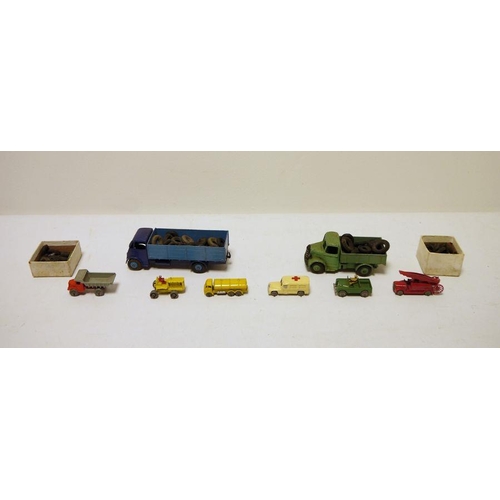 359 - Quantity of loose diecast Dinky toys to include 511 4-ton lorry, 411 Bedford truck, a small quantity... 