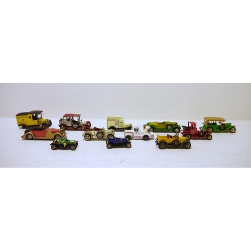 373 - A quantity of model vehicles, Matchbox, 'Models of Yesteryear', Oxford Diecast etc (1 box)