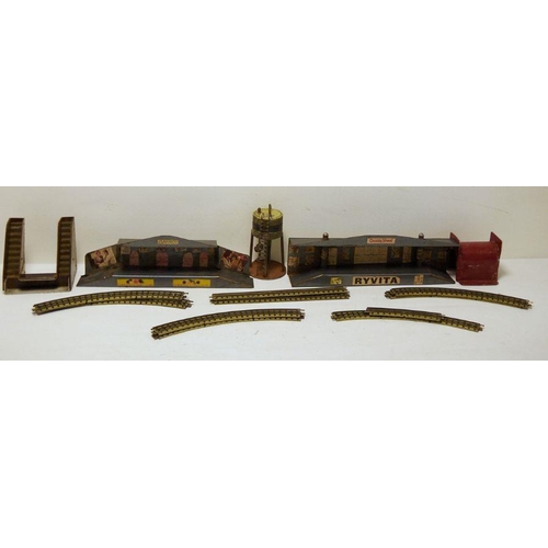 396 - Small quantity of modern railway equipment to include tinplate narrow gauge three-line rail, transfo... 