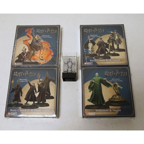 453 - Knight models Harry Potter sets:
  - Barty Crouch jr and death eaters.
  - Albus Dumbledore.
  - Vol... 