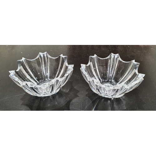 67 - A Rogaska large glass bowl with cut leaf shaped decoration together with a pair of Rogaska cut glass... 