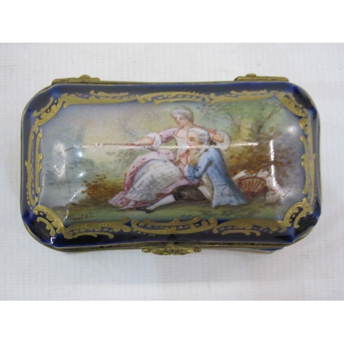 177 - Sevres porcelain snuff box, circa 1845-48