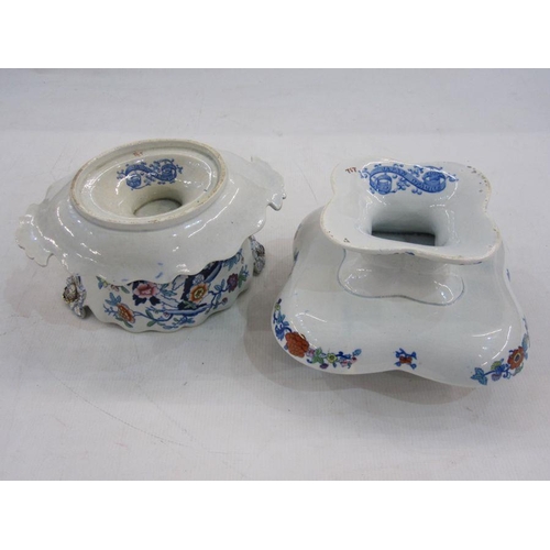 189 - 19th century 'Japan Opaque' pottery hors d'oeuvres stand and matching sauce tureen with integral ped... 