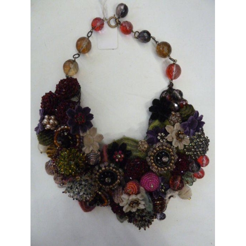 362 - Butler & Wilson floral collar, having felt and beaded relief flowerheads, in pink Butler & Wilson bo... 