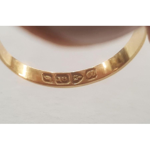 396 - Small 18ct gold signet ring, engraved with initials  2.2g approx.