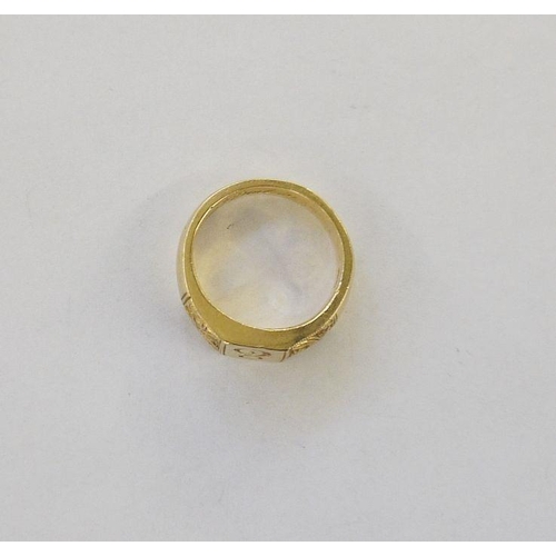 432 - 18ct gold gents signet ring, initialled 'E'. 13.5g approx.