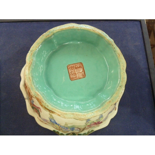 132 - Chinese bowl having everted ogee moulded rim, turquoise interior and painted exterior with figures a... 