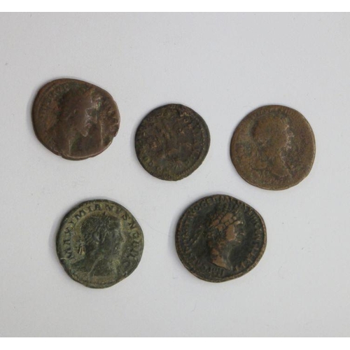 124 - Group of larger Roman Bronze Coins 2nd - 3rd Century (5)