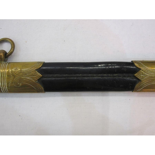 266 - Royal Navy officer's dress sword with white fish skin grip, brass pommel in the form of a lion and d... 