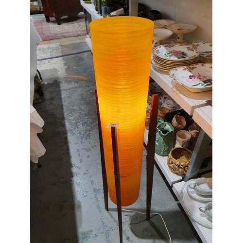 1086 - Mid-century modern rocket floor lamp with orange shade