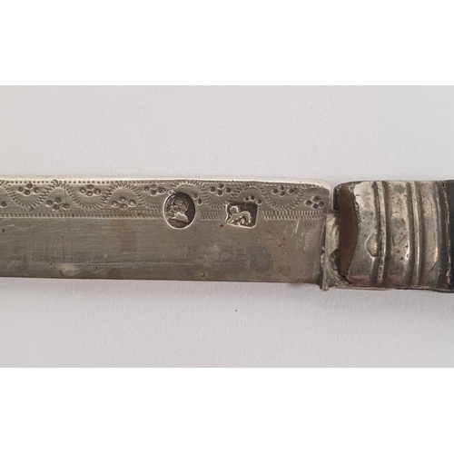 359 - Georgian tortoiseshell and silver folding fruit knife, an Edwardian silver and mother-of-pearl handl... 