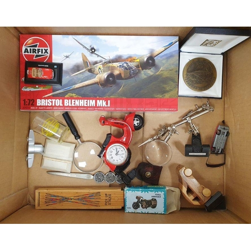 406 - Assorted diecast and other cars and other models to include Airfix 1:72 Bristol Blenheim MKI plane, ... 