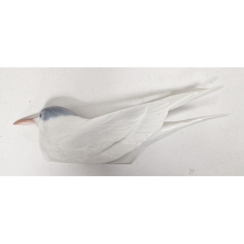 5 - Royal Copenhagen model of a tern with blue head, no.827, 27cm long and a Rosenthal figure group of 1... 