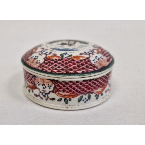 59 - 18th century porcelain patch/trinket box, circular, painted in circular panel to the lid, with Georg... 