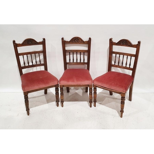 1122 - Set of four early 20th century dining chairs with pink upholstered seats, on turned supports (4)