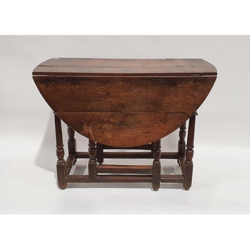 1126 - Oak drop leaf gateleg table