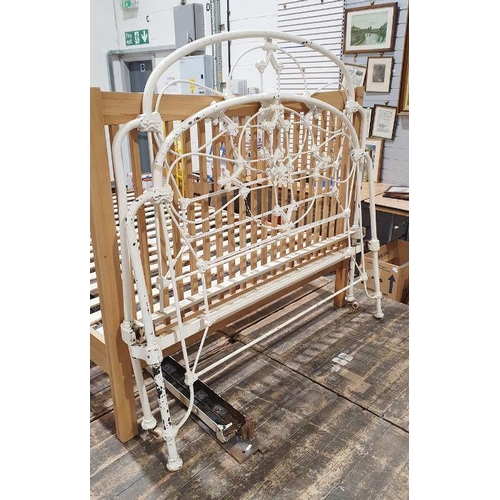 1259 - Vintage tubular white painted metal head and footboard and rails