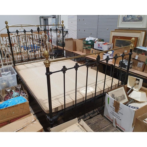 1260 - Vintage tubular metal double bedframe