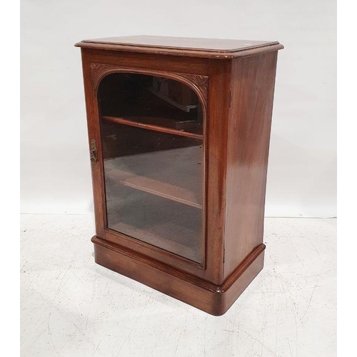 1265 - 19th century cabinet with rectangular moulded top, rounded front corners, moulded edge above single ... 