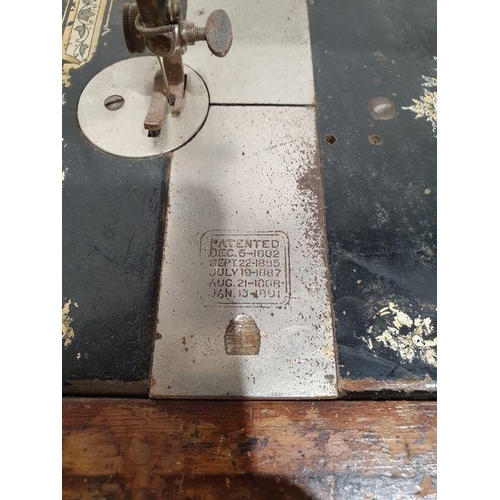 1285 - Singer sewing machine on treadle base, no.B123191