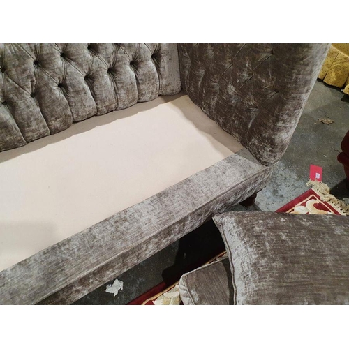 1335 - 20th century beech-framed buttoned down sofa in pale grey upholstery