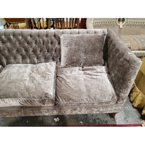 1335 - 20th century beech-framed buttoned down sofa in pale grey upholstery