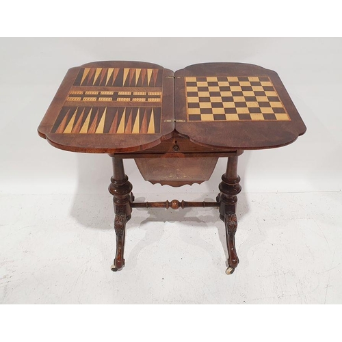 1382 - Early Victorian walnut gaming/work table, the lozenge-shaped top with satinwood inlay, opening to re... 