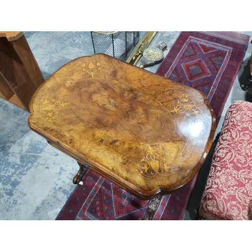 1382 - Early Victorian walnut gaming/work table, the lozenge-shaped top with satinwood inlay, opening to re... 