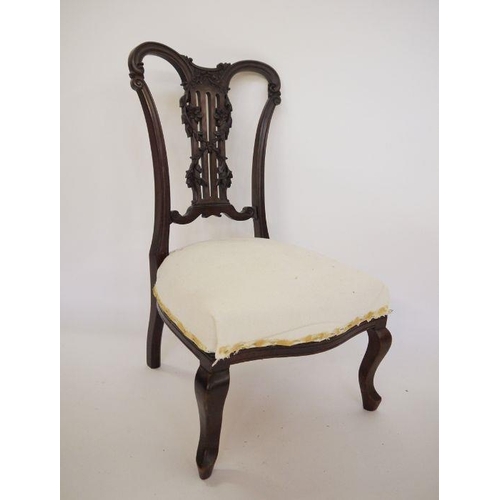 1405 - Victorian bedroom chair in Chippendale style, with carved back, on cabriole front legs