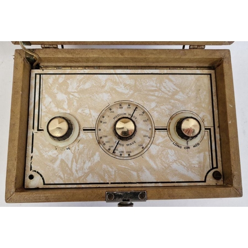 172 - Sky Casket portable vintage radio (16 x 22.5 x 14.5 cm)