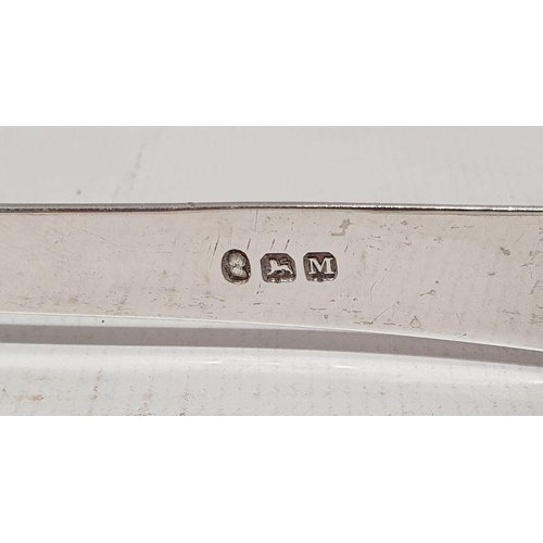 254 - Three silver sugar tongs to include George III sugar nips, London 1807 by Samuel Godbehere, Edward W... 