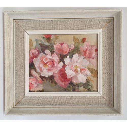 395 - Hilda Ireland (20th century)
 Pair of oils on board
 Still life, study of roses, each signed lower r... 